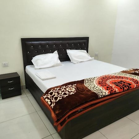 Hotel Dev International Khalilabad Exterior photo