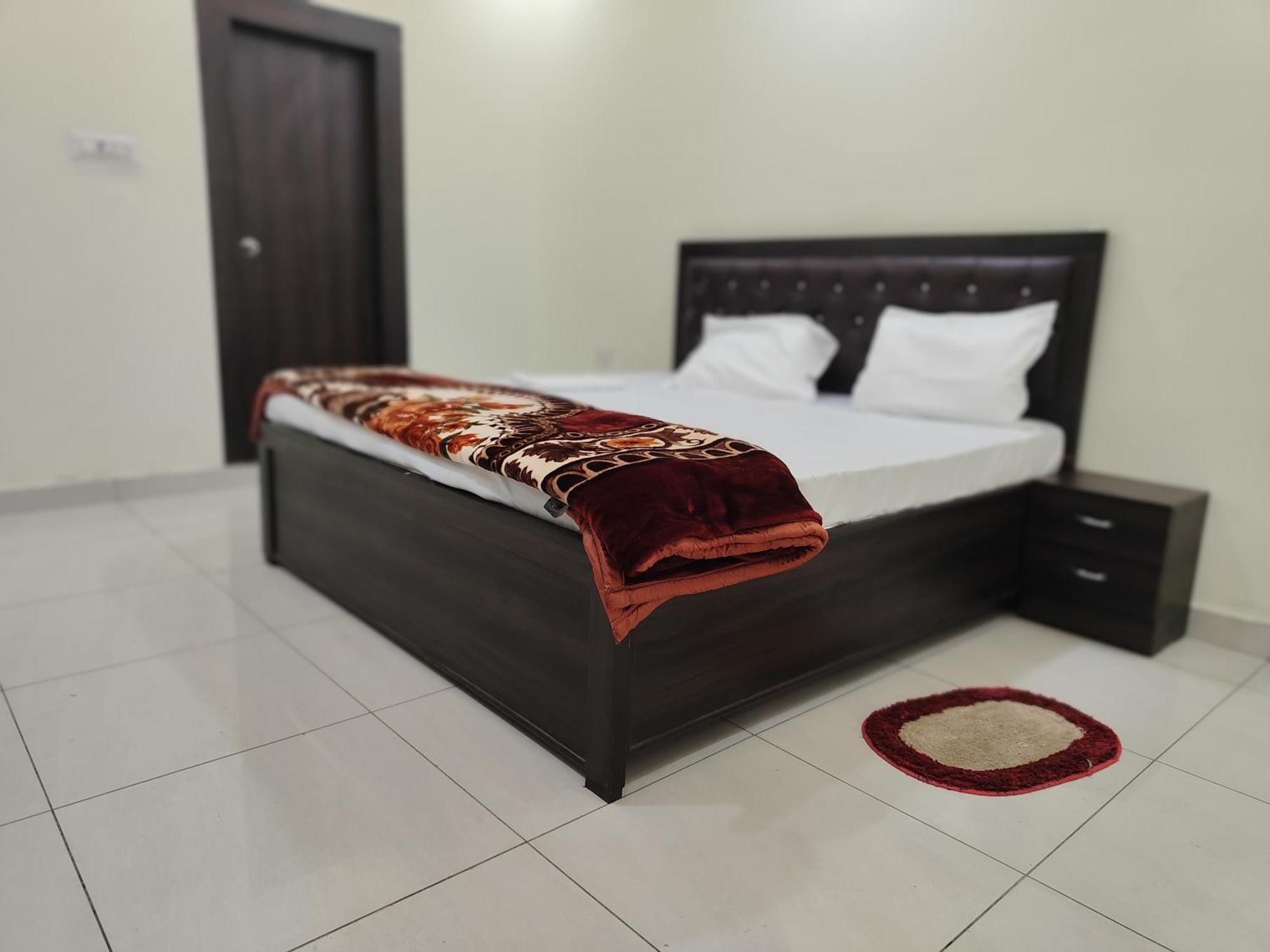 Hotel Dev International Khalilabad Exterior photo